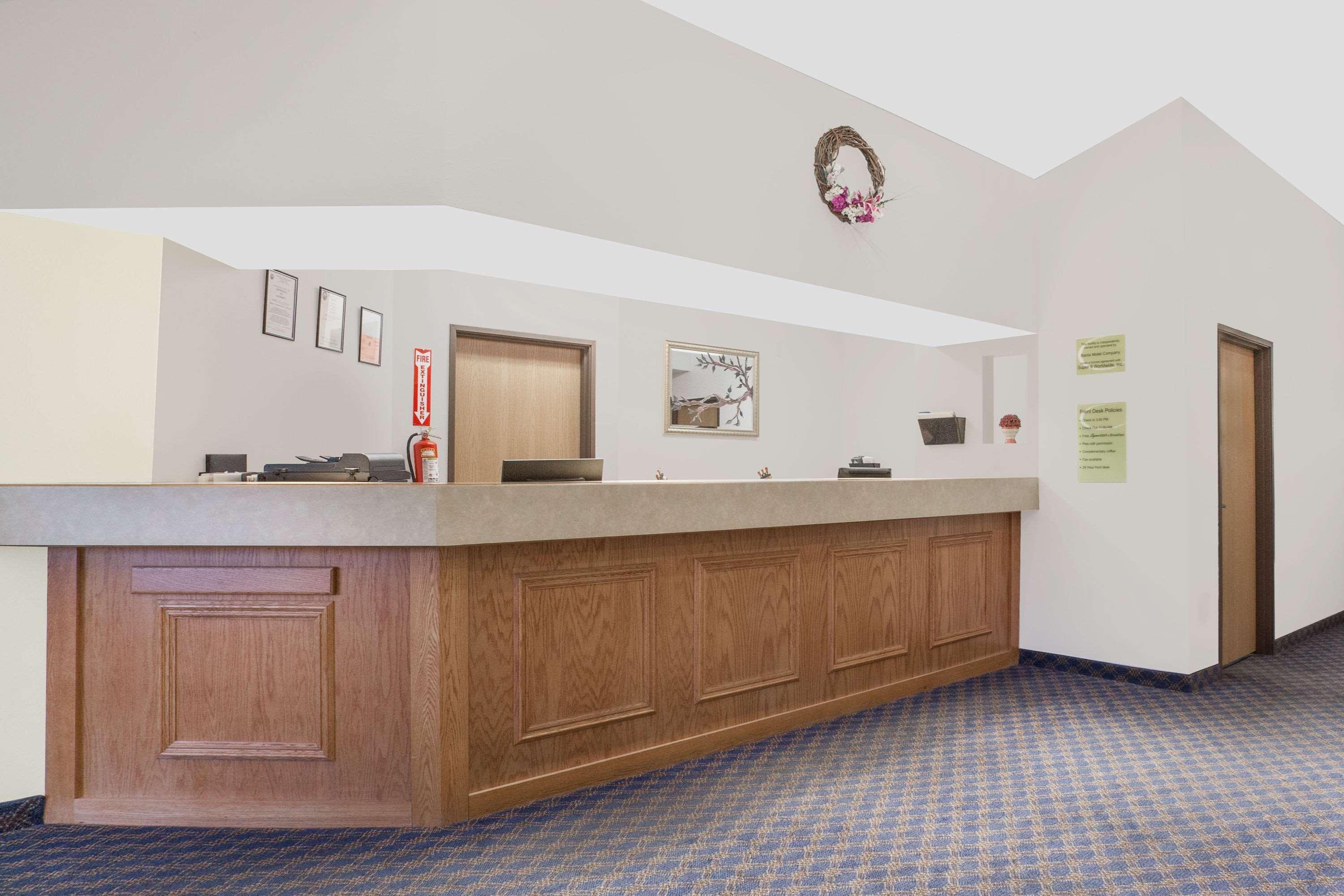 Super 8 By Wyndham Cobleskill Ny Buitenkant foto